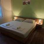 With Parking Space Pirovac, Sibenik - 25146 Apartmán Pirovac