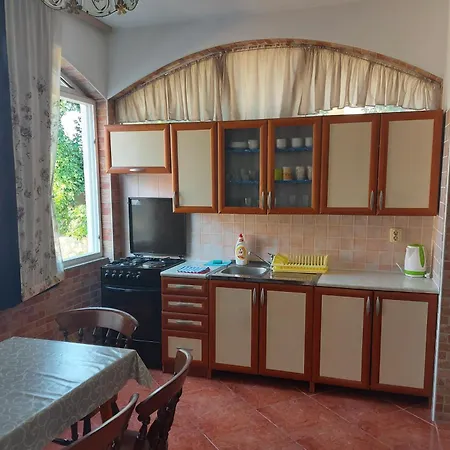 With Parking Space Pirovac, Sibenik - 25146 * بيروفاتش