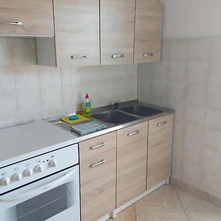 With Parking Space Pirovac, Sibenik - 25146 Apartment *