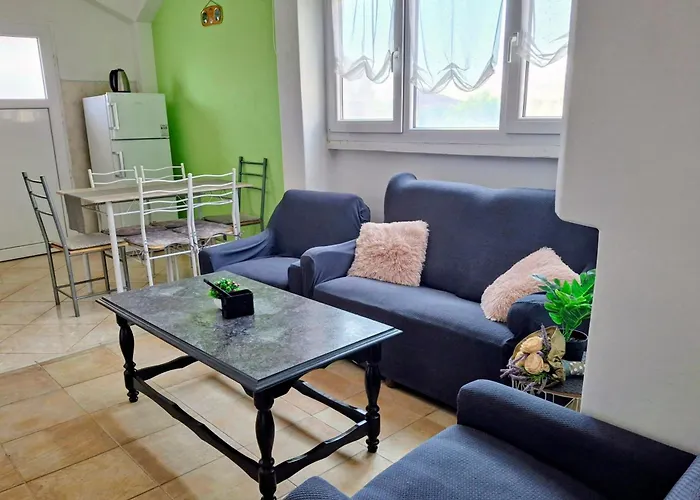 With Parking Space Pirovac, Sibenik - 25146 شقة