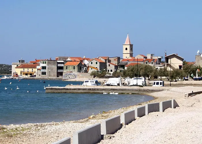 With Parking Space Pirovac, Sibenik - 25146 شقة